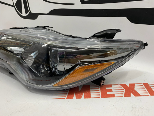 Фара ліва чорна компл. LE USA Toyota Camry 2015-2017 (81150-06C70), аналог