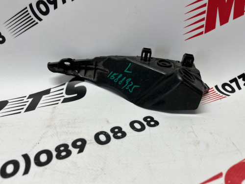 Кріплення переднього бампера ліве оригінал б/у Tesla Model S 2021- (1588935-00-D)