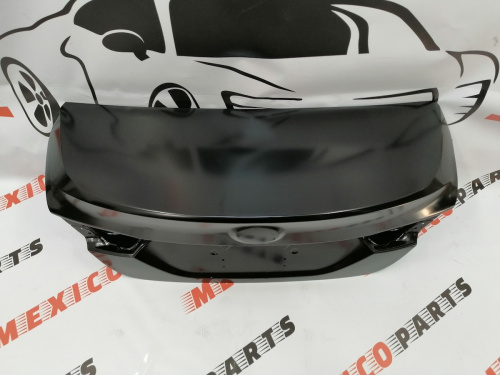Кришка багажника Toyota Camry 2018-2024 (64401-06E00), аналог