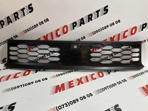 Решітка переднього бампера Mitsubishi Outlander 2023- (6405a253), аналог