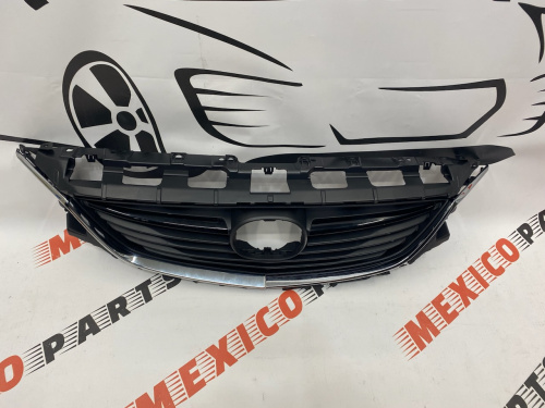 Решітка радіатора у зборі  Mazda 6 2012-2016 (GHP9-50-712E), аналог