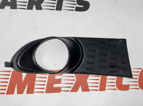 Рамка противотуманной фары SE левая Dodge Journey 2011- (68079851AB), аналог
