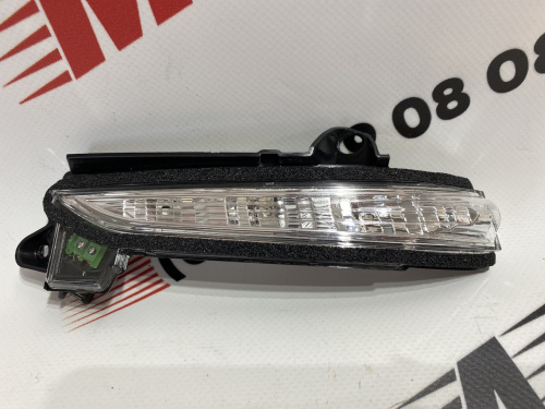 Поворотник в зеркало правый USA Ford Fusion 2013-2019 ( DS7Z-13B374-A), аналог