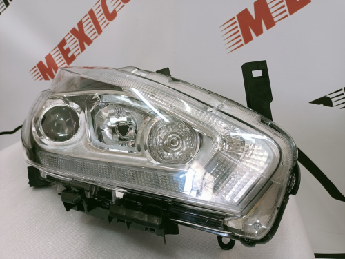 Фара правая EU Nissan Murano 2015-2018 (260105bc5a), аналог