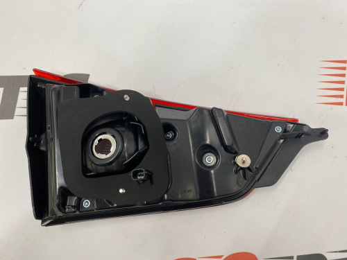 Фонарь задний внутренний правый Nissan Qashqai 2014-2017 (265504EA5B), аналог