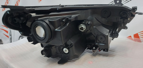 Фара ліва Toyota RAV4 2016-2018 (81150-0R080), аналог