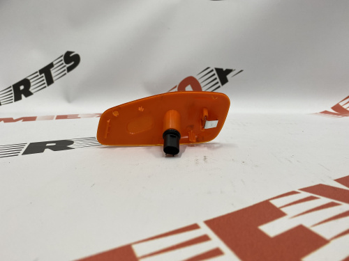 Вказівник повороту переднього лівого крила помаранчевий під лампочку Jeep Renegade 2015-2018 (68256050АА), аналог