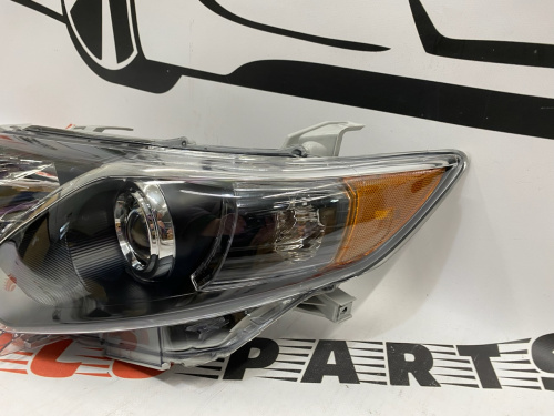 Фара ліва чорна USA Toyota Camry 2012-2014 (81170-06890), аналог