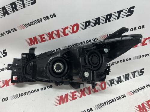 Фара права Mazda 3 2013-2015 (BHR1510K0), аналог