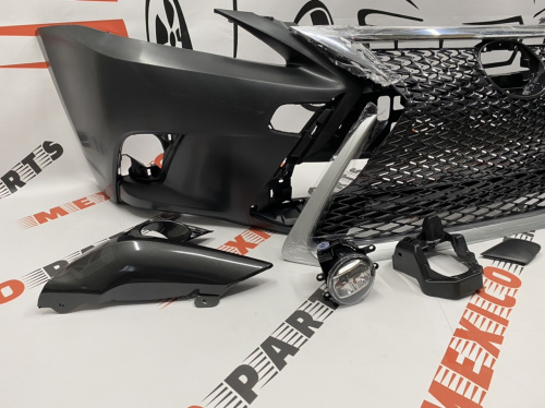 Бампер передній комплектація спорт у зборі з протитуманними фарами Lexus CT 200 2015-2019 (5211976923), аналог