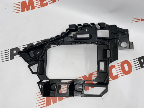 Крепление заднего бампера левое Volkswagen Touareg 2010-2014 (7P6807375B), аналог
