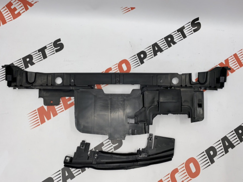 Накладка на панель радіатора  (замка капота) Chevrolet  Cruze 2009-2015 (95953179), аналог