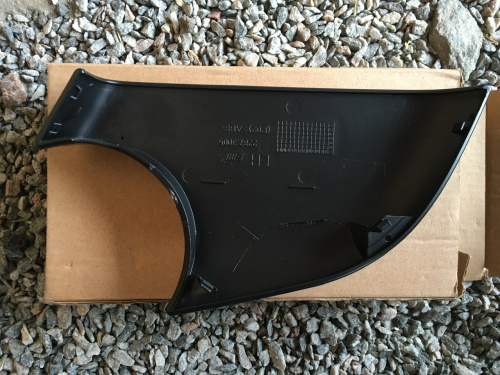Накладка під дзеркало ліва чорна Tesla Model 3 2020-2023  (8202202), аналог