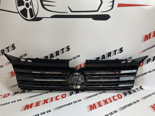 Решётка радиатора чёрная с хромом Volkswagen Tiguan 2017-2020 (5NA853651ZLL), аналог