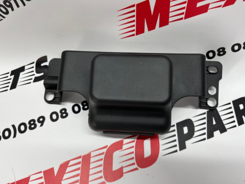Накладка замка капота Mazda 6 2013-2021 (GHR1501C0A), аналог