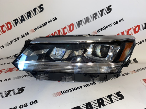 Фара ксенон с лампочкой левая и правая комплект Volkswagen Passat B8 2016-2018 (561941773A), аналог