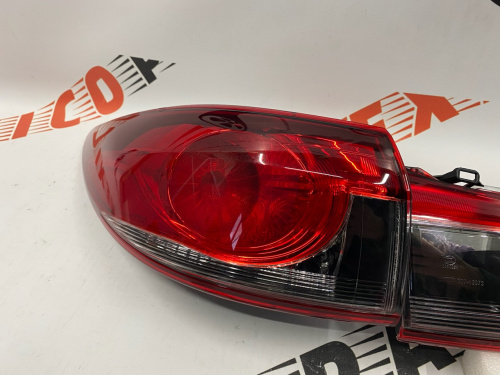 Фонари комплект Mazda 6 2013-2016 (GJR9-51-150AK), аналог