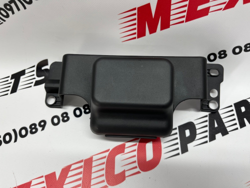 Накладка замка капота Mazda 6 2013-2021 (GHR1501C0A), аналог