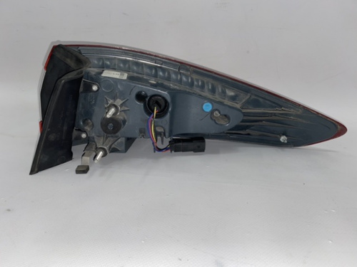 Фонарь задний наружный левый б/у LED Ford Fusion 2013-2016 (DS7313405AM)