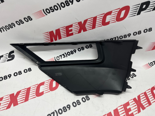 Рамка противотуманной фары правая USA Volkswagen Tiguan 2017-2020 (5NN-853-212-B-9B9), аналог