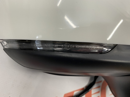 Зеркало правое 9 pin Mazda 6 2016-2018 (GW3A-69-12Z), аналог