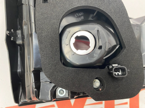 Фонарь в крышку правый Nissan Qashqai 2018-2021 (26550-hv05a ), аналог