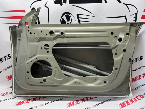 Двері передні праві Tesla Model 3 2017-2023 (1081420e0c), аналог