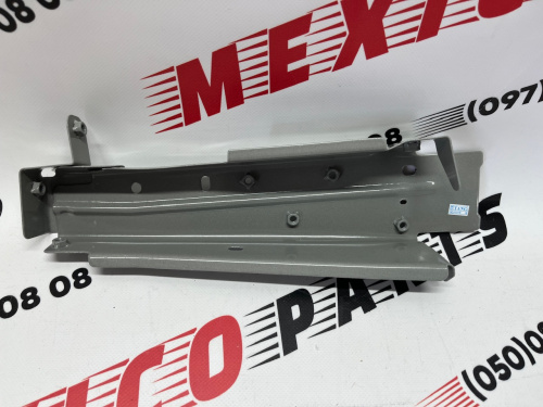 Крепление передней панели правое Mitsubishi Outlander 2016-2021 (5215A424), аналог