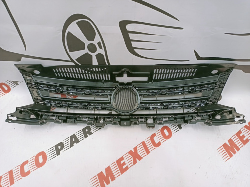 Решётка радиатора Volkswagen Tiguan 2013-2016 (5N0853651J9B9), аналог
