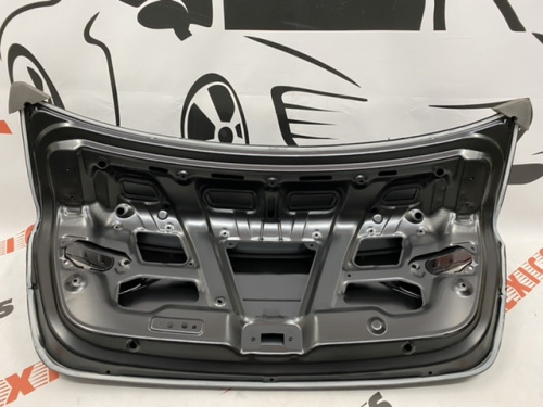 Кришка багажника  Hyundai Elantra 2016-2020 (69200-F3010), аналог