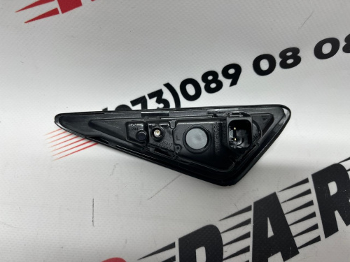 Вказівник повороту лівий з камерою Tesla Model 3 2021-2022  (1125106-50-J), аналог