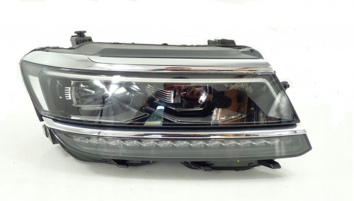 Фара правая LED Volkswagen Tiguan 2017-2020 (5NL-941-082), аналог