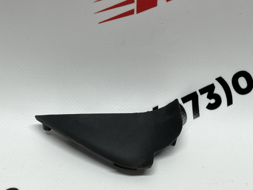 Заглушка внутрішня дверної ручки права Mazda CX-5 2014-2017 (KD4558334A02), аналог