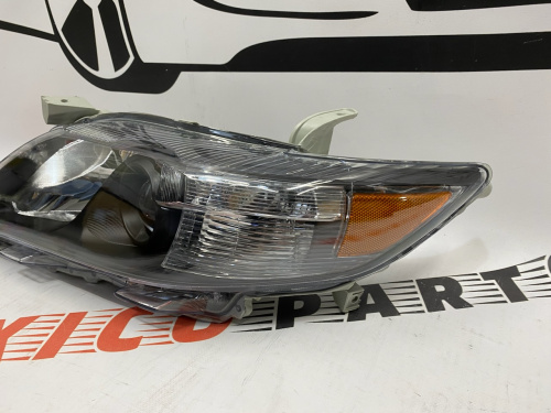 Фара ліва чорна Toyota Camry 2009-2011, аналог
