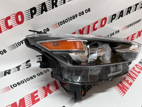 Фара права Mazda CX 3 , аналог