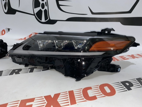 Фари тюнинг на 3 лінзи комплект Toyota Camry 2018-2020 (81150-06C40T), аналог