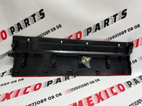 Накладка на заднюю дверь правая Toyota Highlander 2014-2019 (750750E070J1), аналог