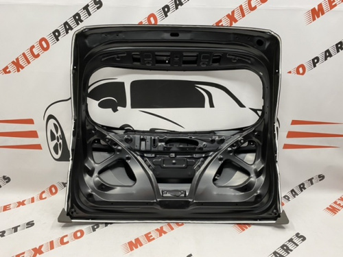 Кришка багажника (ляда) Honda HR-V 2014-2018 (68100-T7W-A90ZZ), аналог