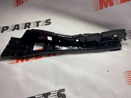 Підсилювач фартуха крила правий Mazda 3 2013-2018 (B45A5328XA), аналог