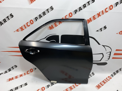 Двері задні праві Toyota Camry 2012-2014 (67003-06150), аналог