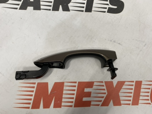 Ручка дверей левая Ford Fusion 2013-2020 (DS7Z-5422405-AAPTM), аналог