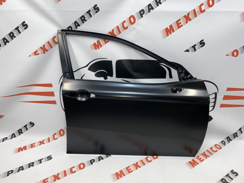 Двері передні праві Toyota Camry 2018-2023 (67001-06280), аналог