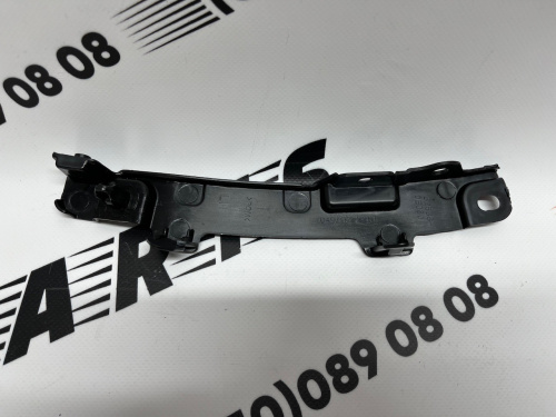 Кріплення переднього бампера ліве 2 Toyota Highlander 2014-2019 (525360e030), аналог