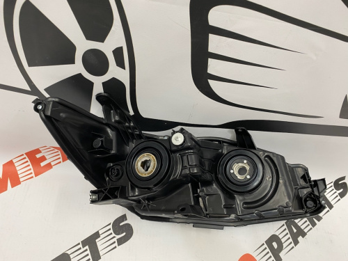 Фара ліва чорна компл. LE USA Toyota Camry 2015-2017 (81150-06C70), аналог