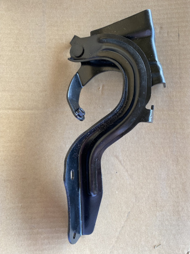 Петля капота правая Nissan X-Trail(Rogue) 2014-2020 (65400-4BA0A), аналог