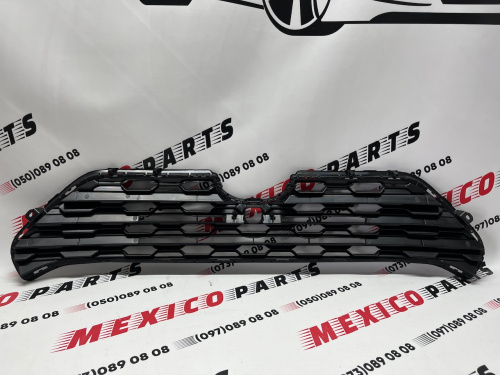 Решітка переднього бампера Toyota RAV4 2019-2021 (53112-0R150), аналог
