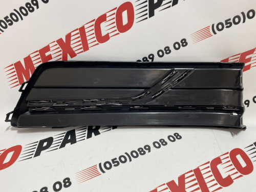 Заглушка протитуманної фари ліва USA  Volkswagen Passat B8 2016-2018 (561854661LRYP), аналог