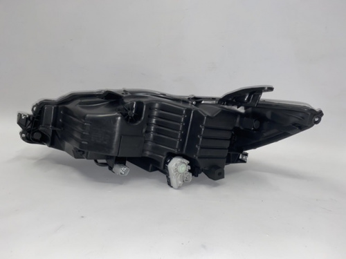 Фара права LED компл. SE USA Toyota Camry 2015-2017 (81110-06C80), аналог