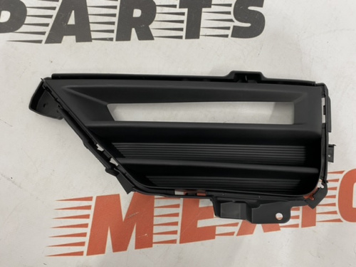 Рамка протитуманної фари ліва під LED  Honda CR-V 2019-2021 (71156-TPG-A60), аналог