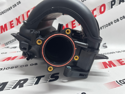 Впускний колектор 2.0  Mazda 3 2013-2018 (PE0113100A ), аналог